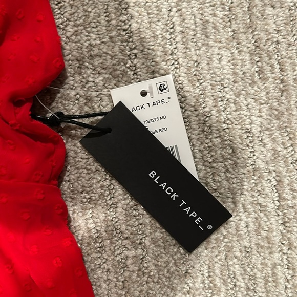 Red maxi dress, dot and ruffle detail, size small, never worn - Picture 3 of 4